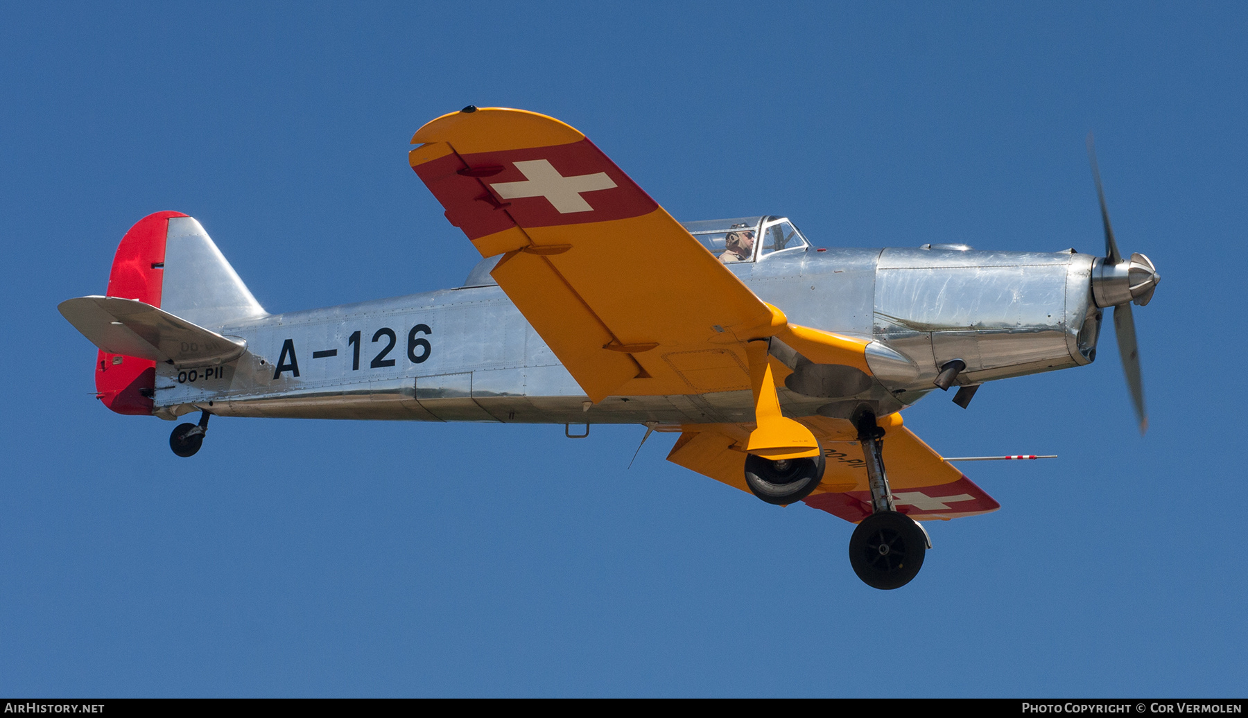Aircraft Photo of OO-PII / A-126 | Pilatus P-2-05 | Switzerland - Air Force | AirHistory.net #775423