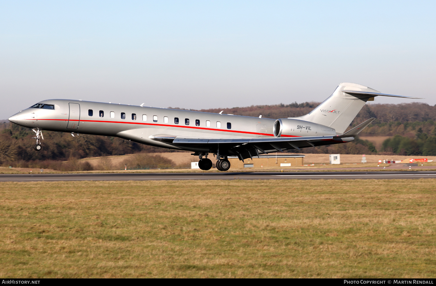 Aircraft Photo of 9H-VIL | Bombardier Global 7500 (BD-700-2A12) | VistaJet | AirHistory.net #775435