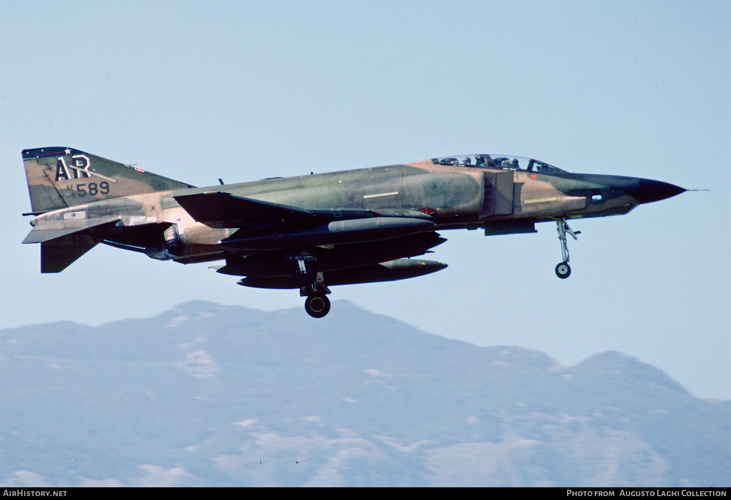 Aircraft Photo of 68-0589 | McDonnell Douglas RF-4C Phantom II | USA - Air Force | AirHistory.net #775443
