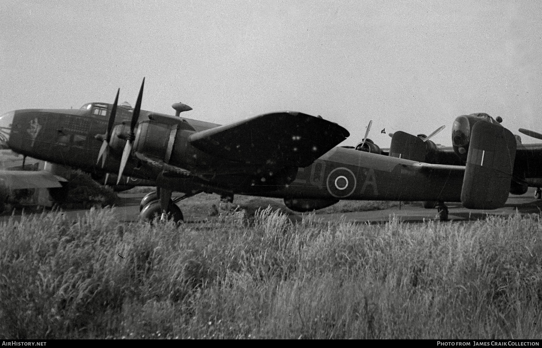 Aircraft Photo of JB363 | Handley Page Halifax.. MkII. | Canada - Air Force | AirHistory.net #775511