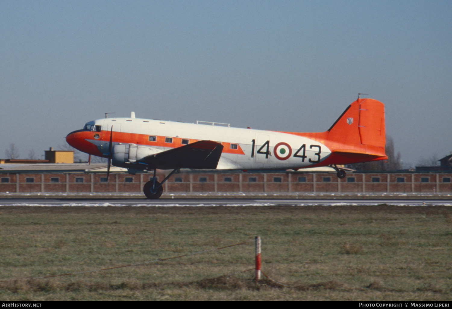 Aircraft Photo of MM61777 | Douglas C-47A Skytrain | Italy - Air Force | AirHistory.net #775514