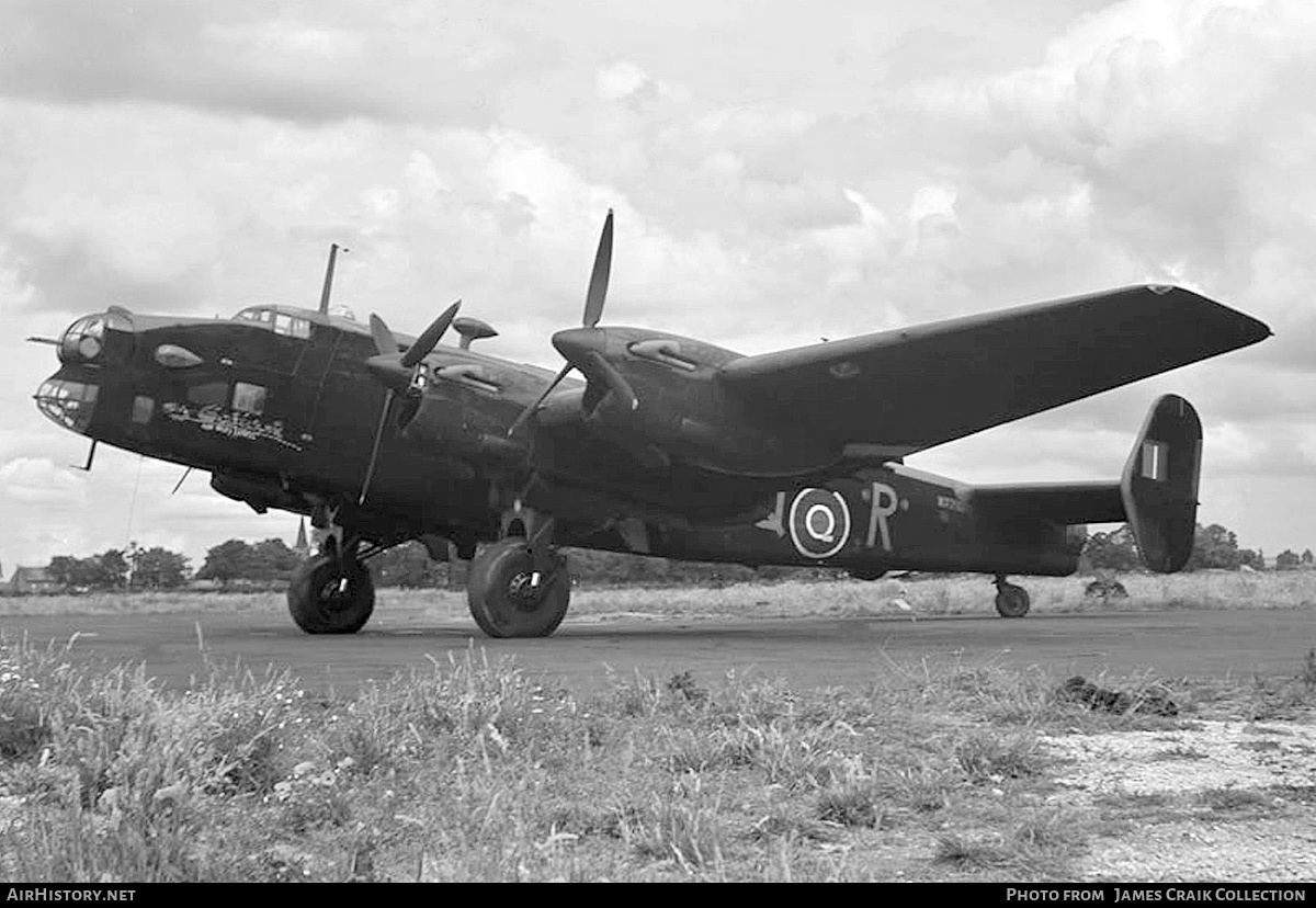 Aircraft Photo of W7710 | Handley Page HP-59 Halifax B2 | Canada - Air Force | AirHistory.net #775586