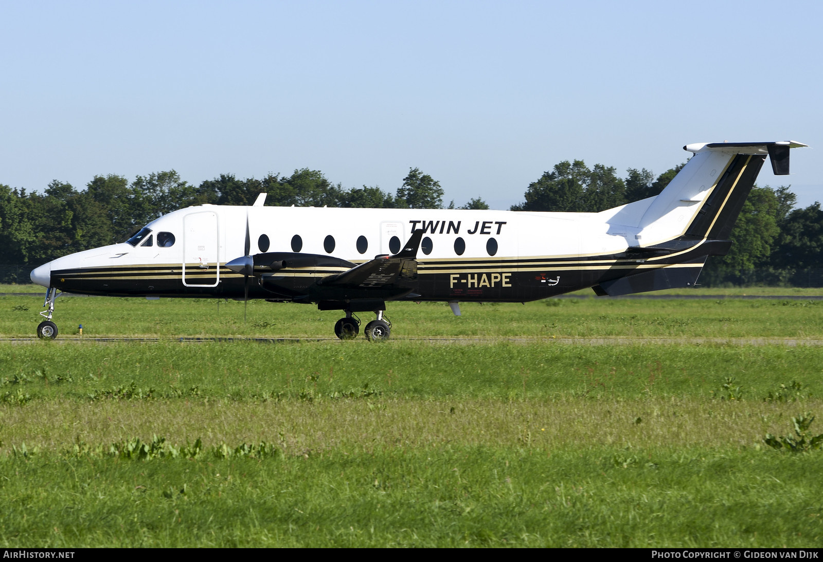 Aircraft Photo of F-HAPE | Raytheon 1900D | Twin Jet | AirHistory.net #775611