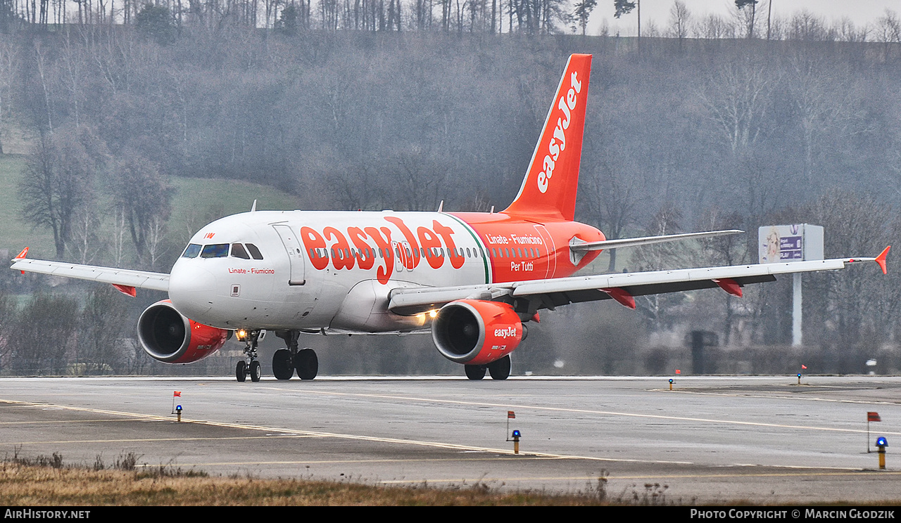 Aircraft Photo of G-EZIW | Airbus A319-111 | EasyJet | AirHistory.net #775614