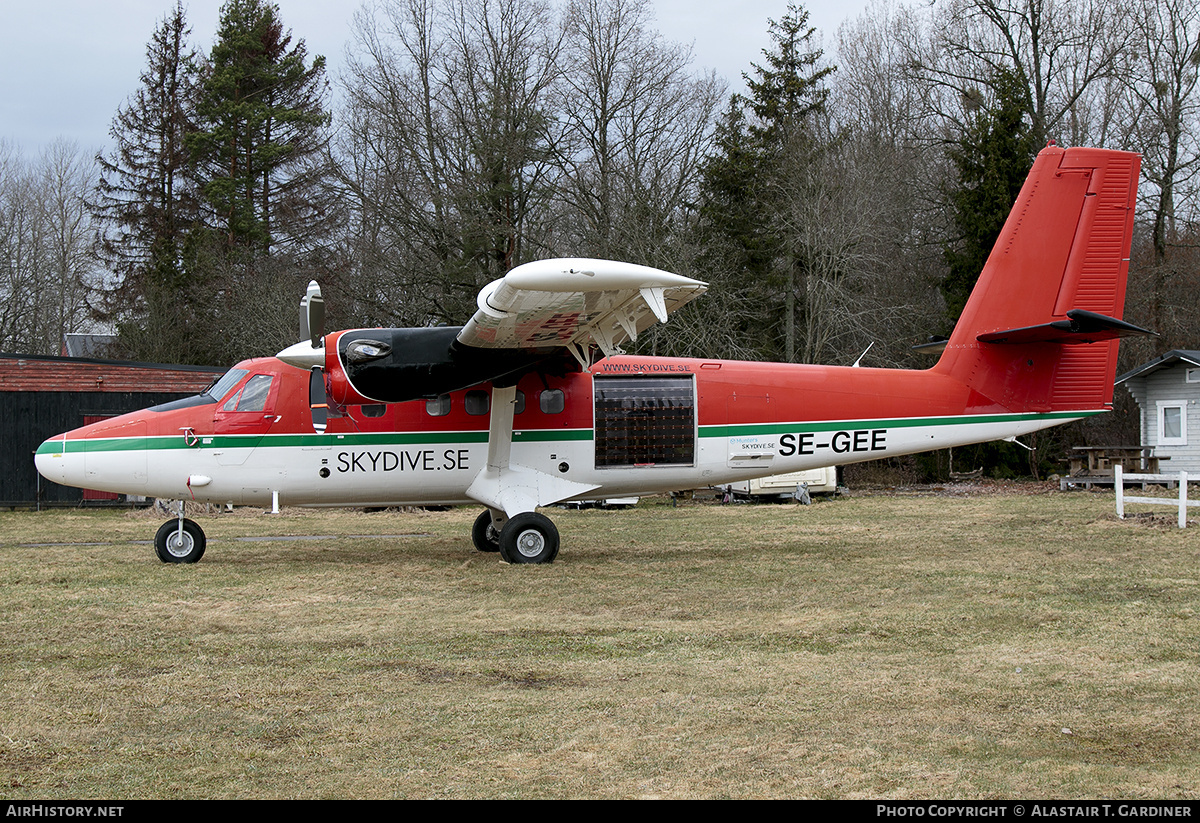 Aircraft Photo of SE-GEE | De Havilland Canada DHC-6-300 Twin Otter | Skydive Stockholm | AirHistory.net #775643