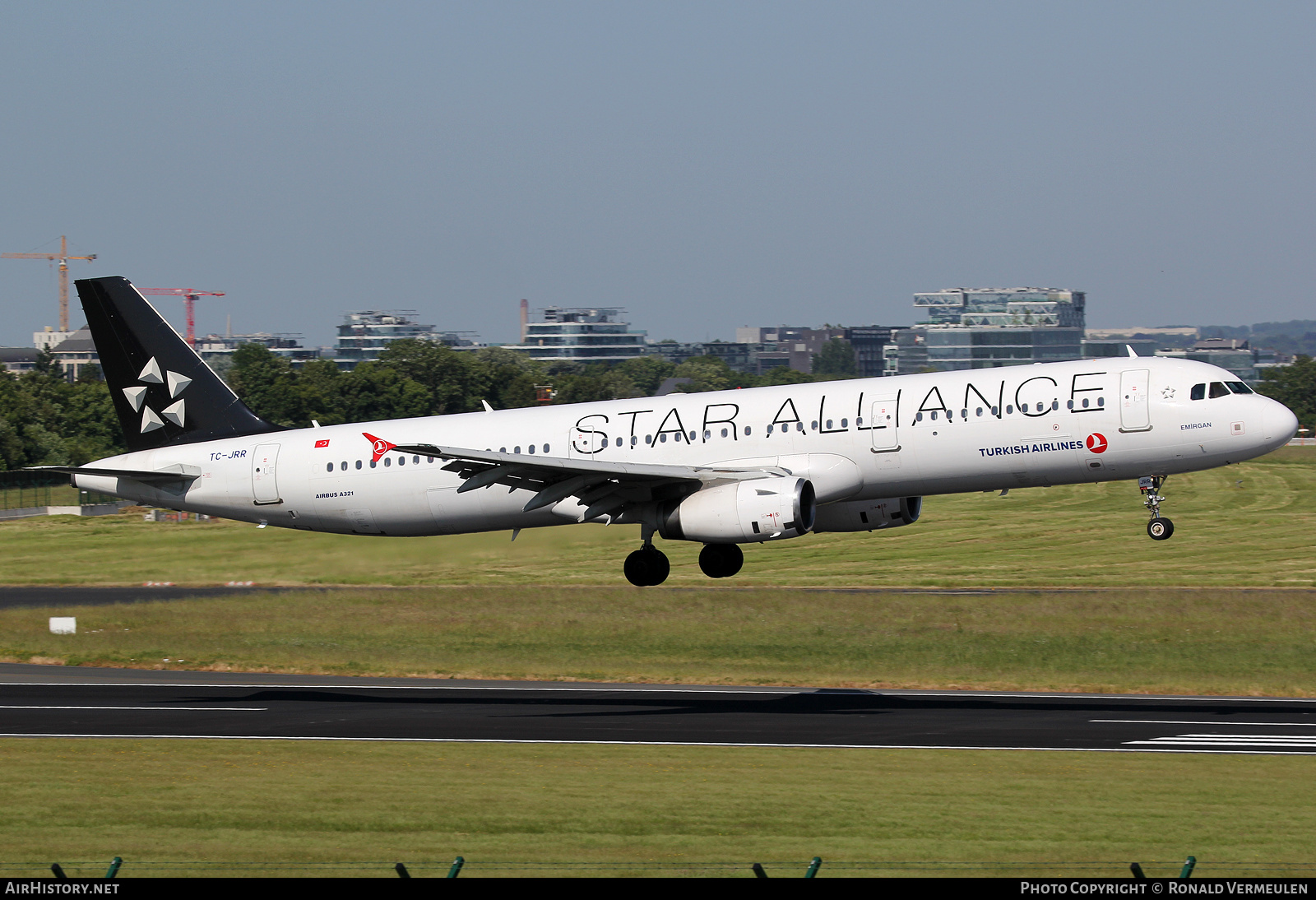 Aircraft Photo of TC-JRR | Airbus A321-231 | Turkish Airlines | AirHistory.net #775677