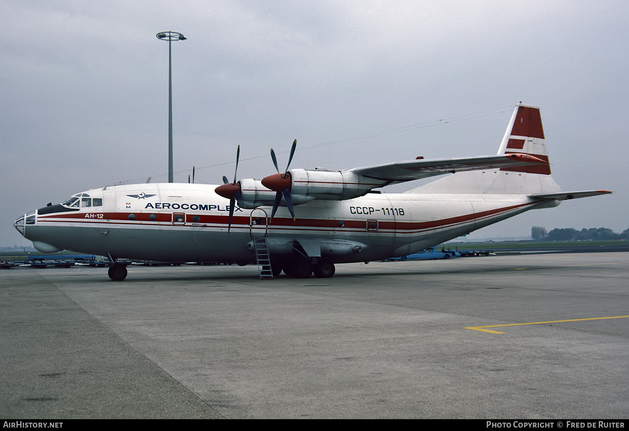 Aircraft Photo of CCCP-11118 | Antonov An-12B | Aerocomplex | AirHistory.net #775730