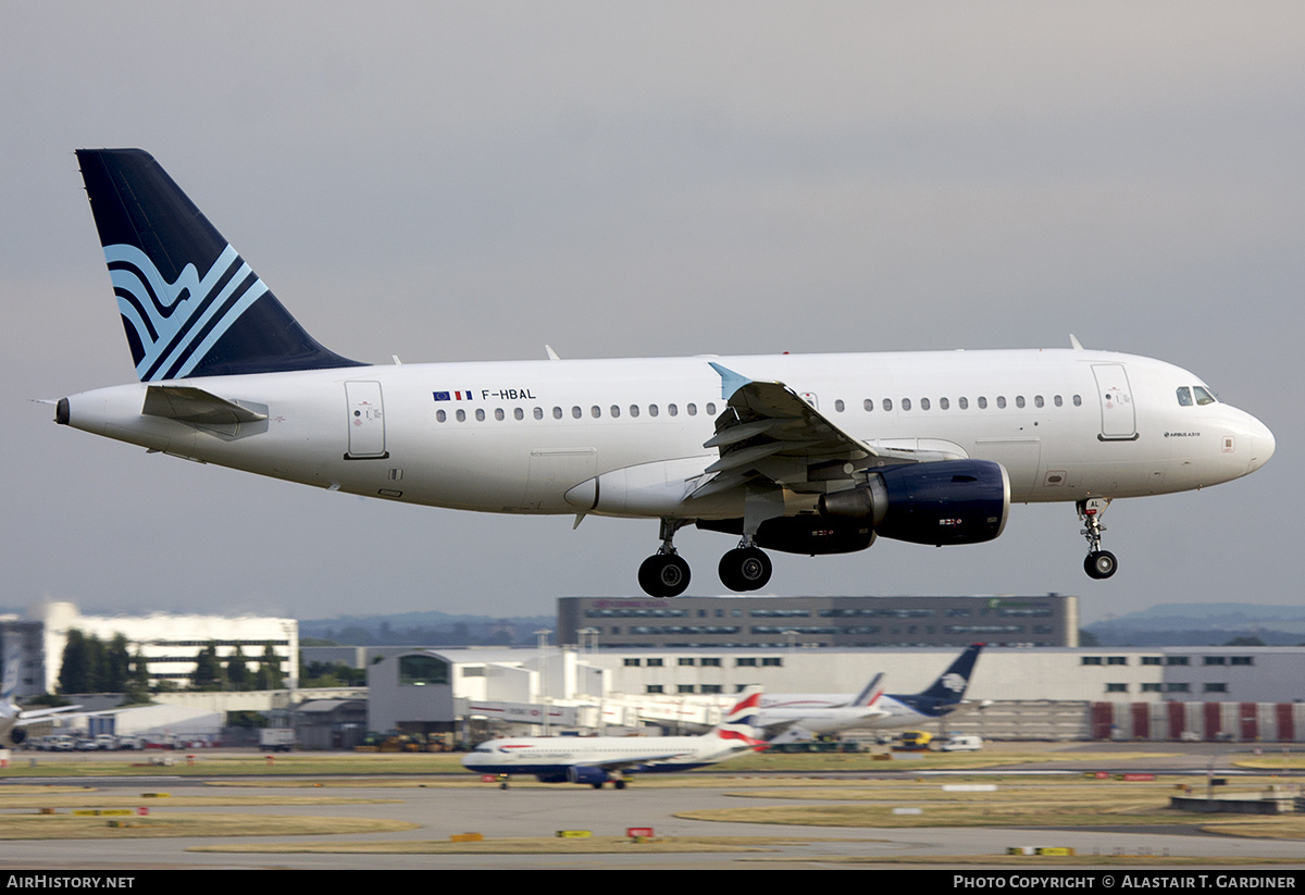 Aircraft Photo of F-HBAL | Airbus A319-111 | Aigle Azur | AirHistory.net #775848