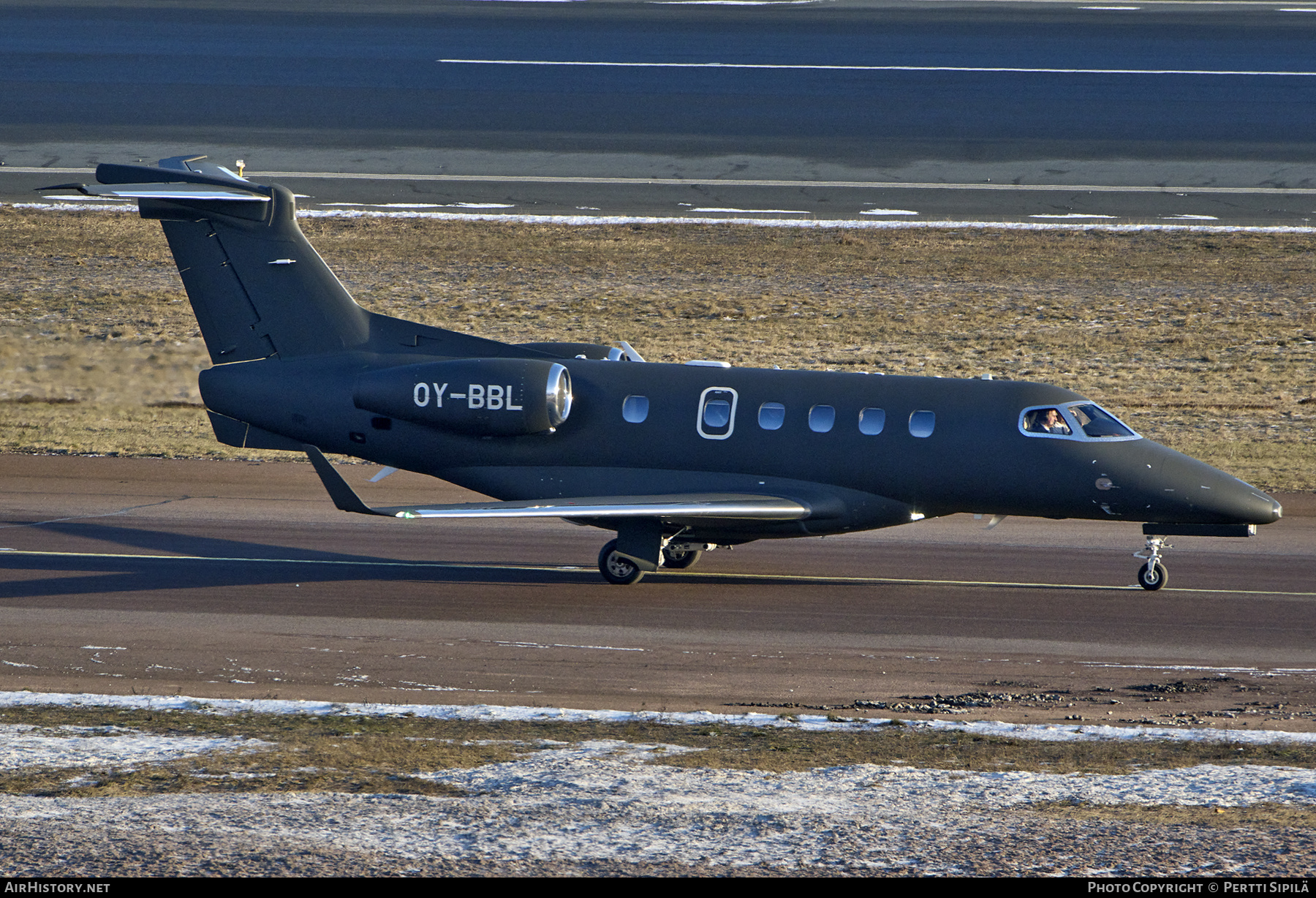 Aircraft Photo of OY-BBL | Embraer EMB-505 Phenom 300 | AirHistory.net #775870