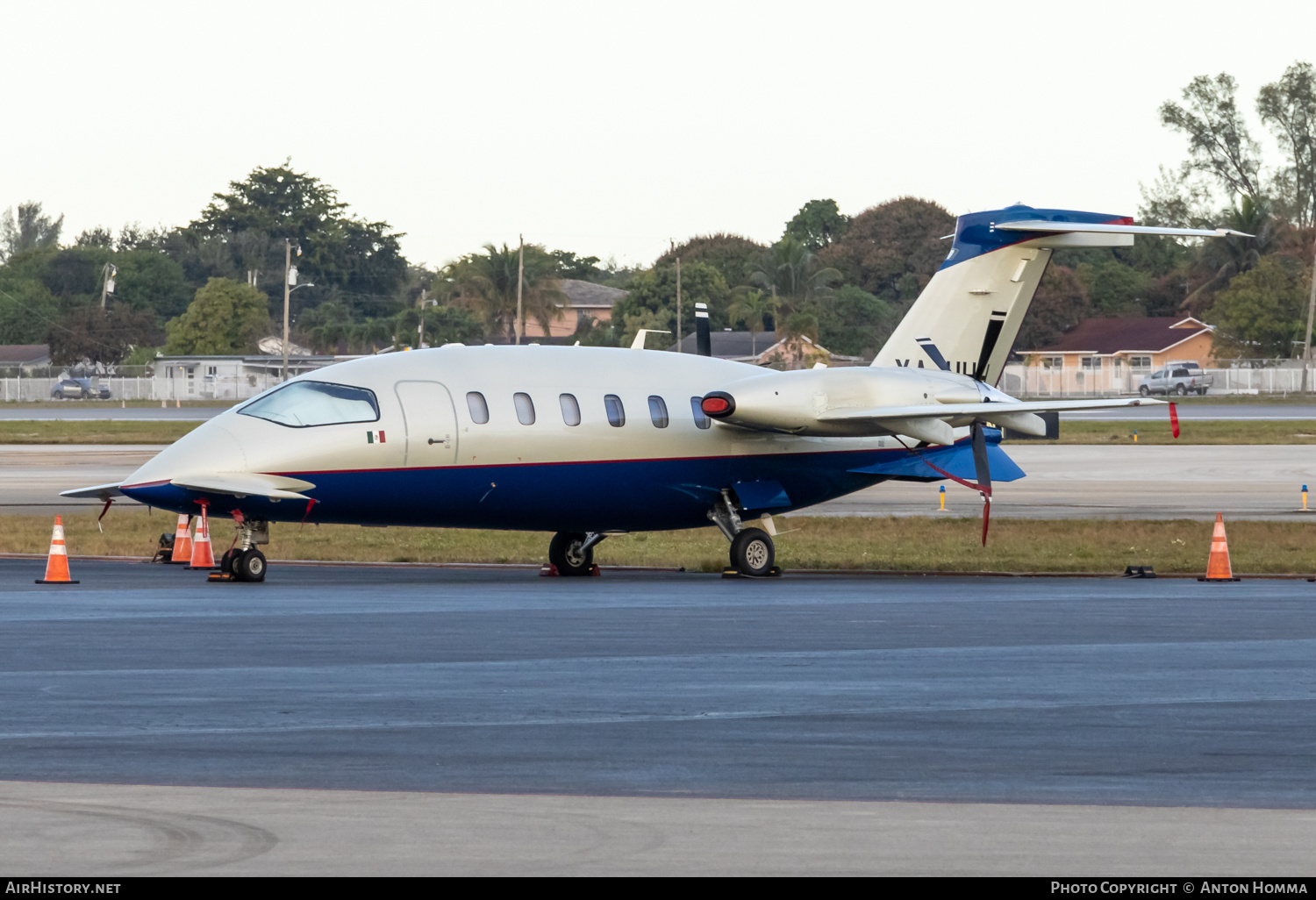 Aircraft Photo of XA-HHH | Piaggio P-180 Avanti II | AirHistory.net #775901