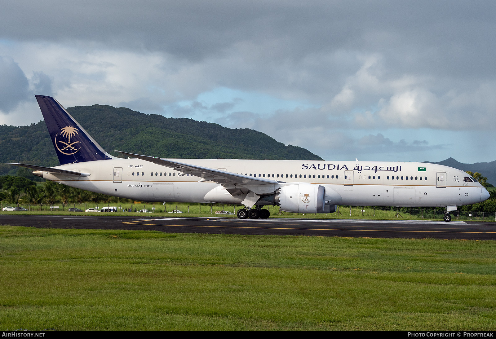 Aircraft Photo of HZ-AR22 | Boeing 787-9 Dreamliner | Saudia - Saudi Arabian Airlines | AirHistory.net #775960