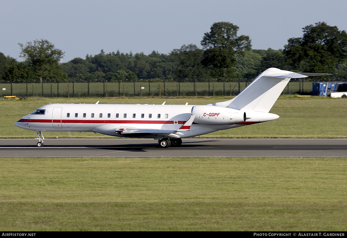 Aircraft Photo of C-GDPF | Bombardier Global Express XRS (BD-700-1A10) | AirHistory.net #775977