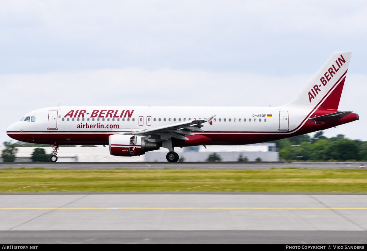 Aircraft Photo of D-ABDF | Airbus A320-214 | Air Berlin | AirHistory.net #776024