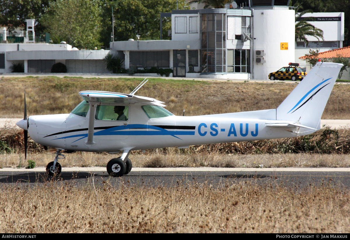 Aircraft Photo of CS-AUJ | Cessna 152 | AirHistory.net #776040