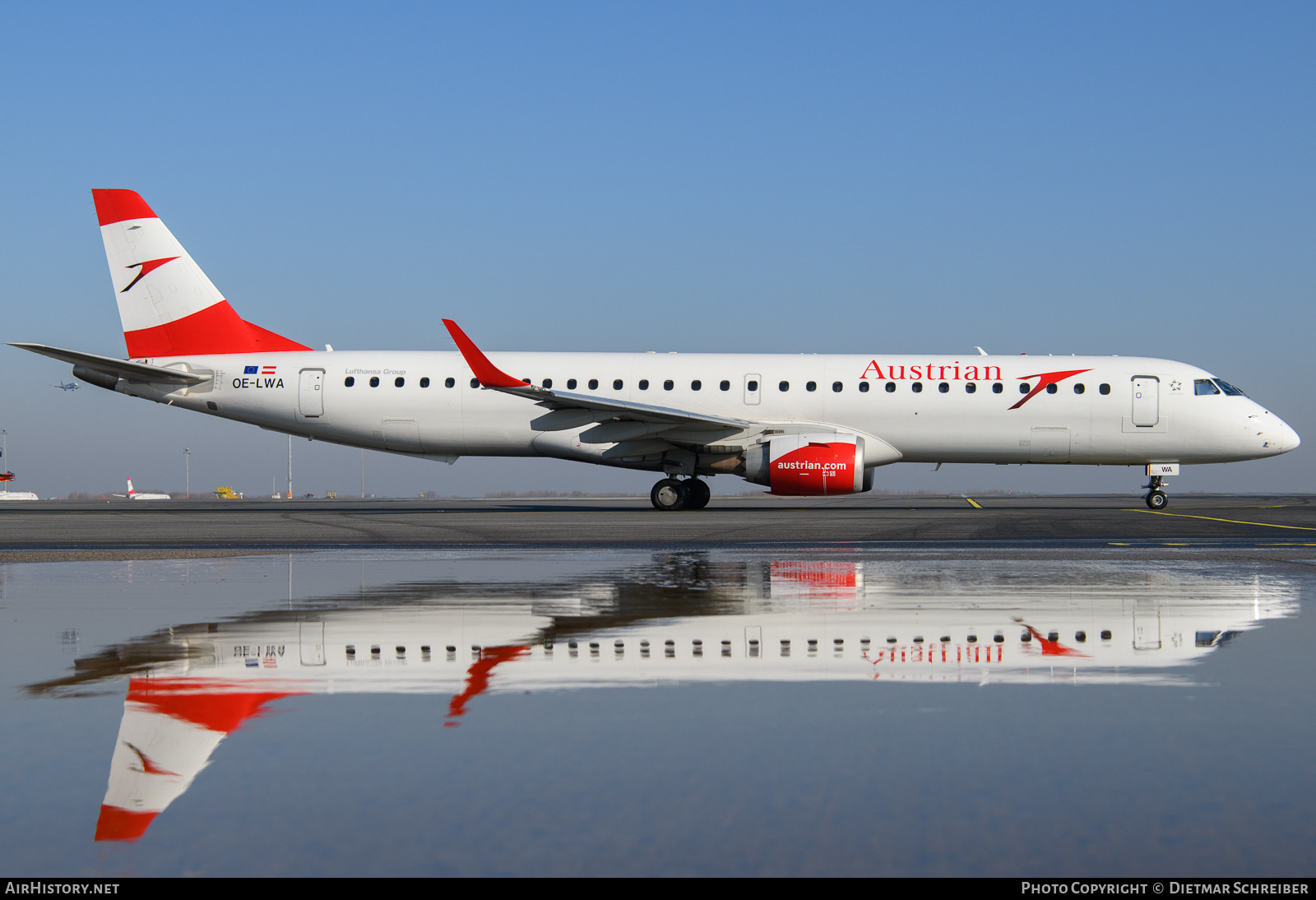 Aircraft Photo of OE-LWA | Embraer 195LR (ERJ-190-200LR) | Austrian Airlines | AirHistory.net #776130