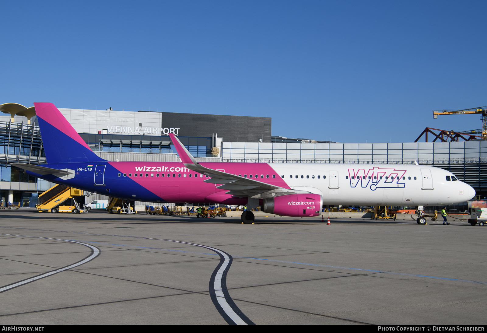 Aircraft Photo of HA-LTB | Airbus A321-231 | Wizz Air | AirHistory.net #776140