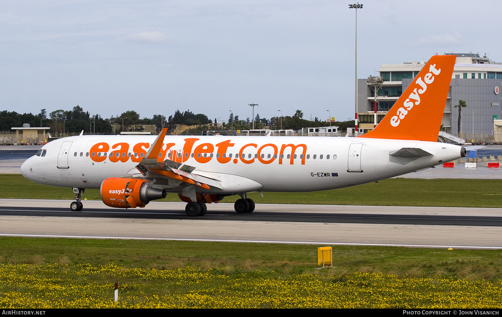 Aircraft Photo of G-EZWR | Airbus A320-214 | EasyJet | AirHistory.net #776257