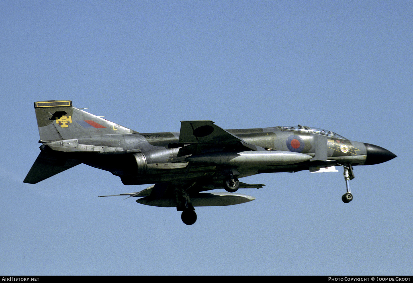 Aircraft Photo of XV592 | McDonnell Douglas F-4K Phantom FG1 | UK - Air Force | AirHistory.net #776309