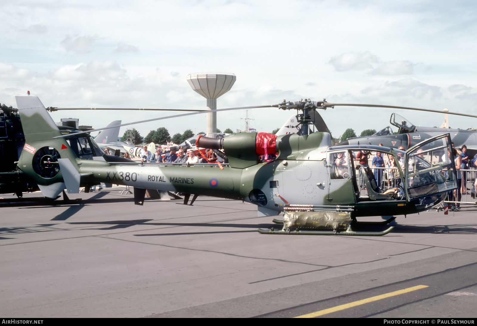 Aircraft Photo of XX380 | Aerospatiale SA-341B Gazelle AH1 | UK - Marines | AirHistory.net #776313