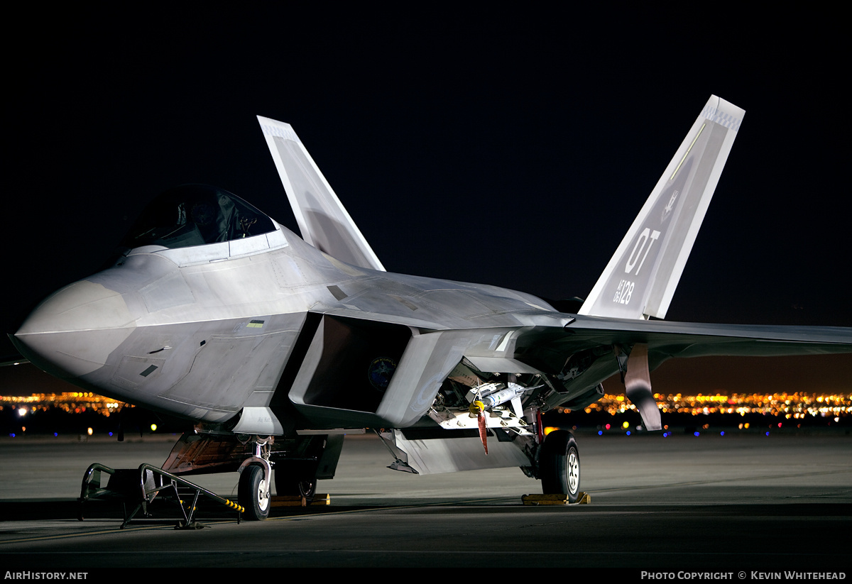 Aircraft Photo of 06-4128 / AF06-128 | Lockheed Martin F-22A Raptor | USA - Air Force | AirHistory.net #776582