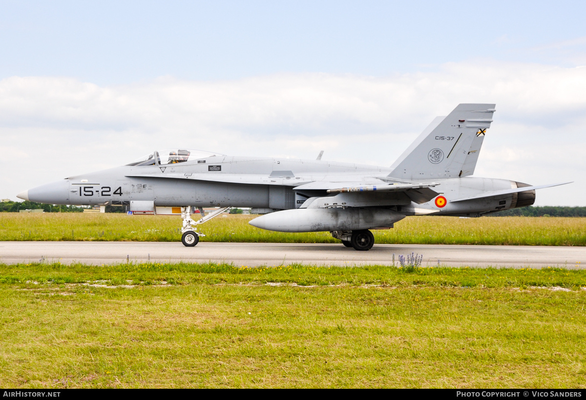 Aircraft Photo of C.15-37 | McDonnell Douglas EF-18M Hornet | Spain - Air Force | AirHistory.net #776646