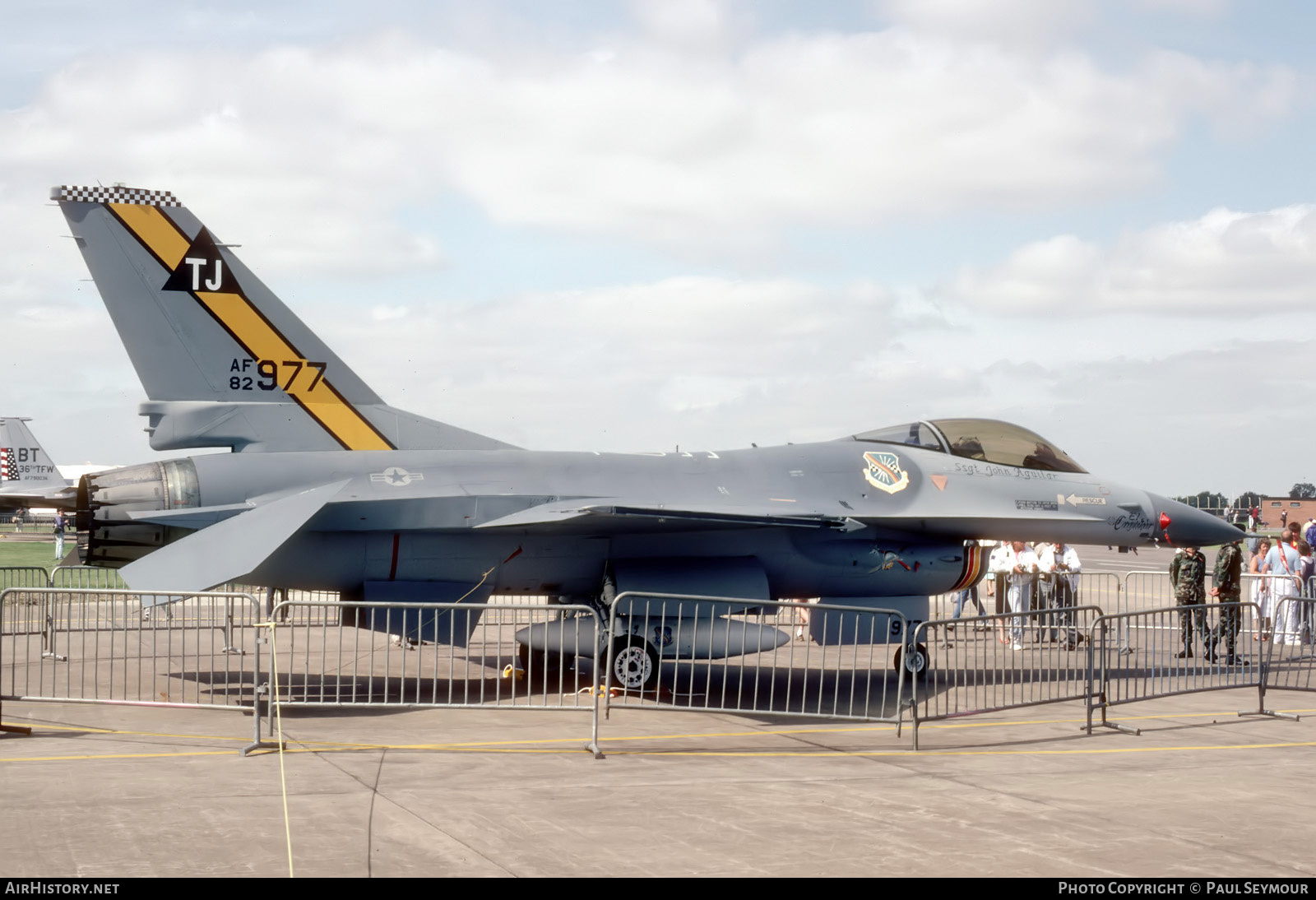 Aircraft Photo of 82-0977 / AF82-977 | General Dynamics F-16A Fighting Falcon | USA - Air Force | AirHistory.net #776658