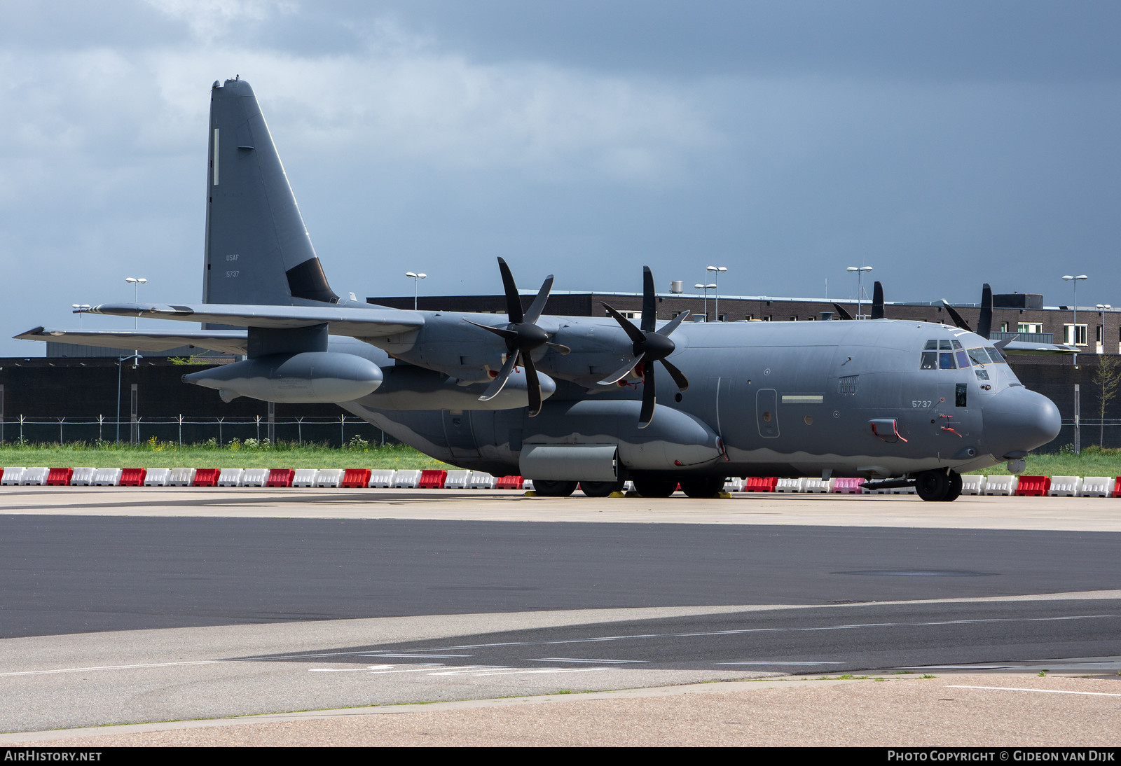 Aircraft Photo of 11-5737 / 15737 | Lockheed Martin MC-130J Commando II | USA - Air Force | AirHistory.net #776691