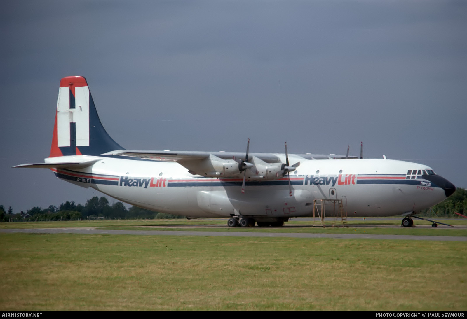 Aircraft Photo of G-HLFT | Short SC.5 Belfast | HeavyLift Cargo Airlines | AirHistory.net #776707