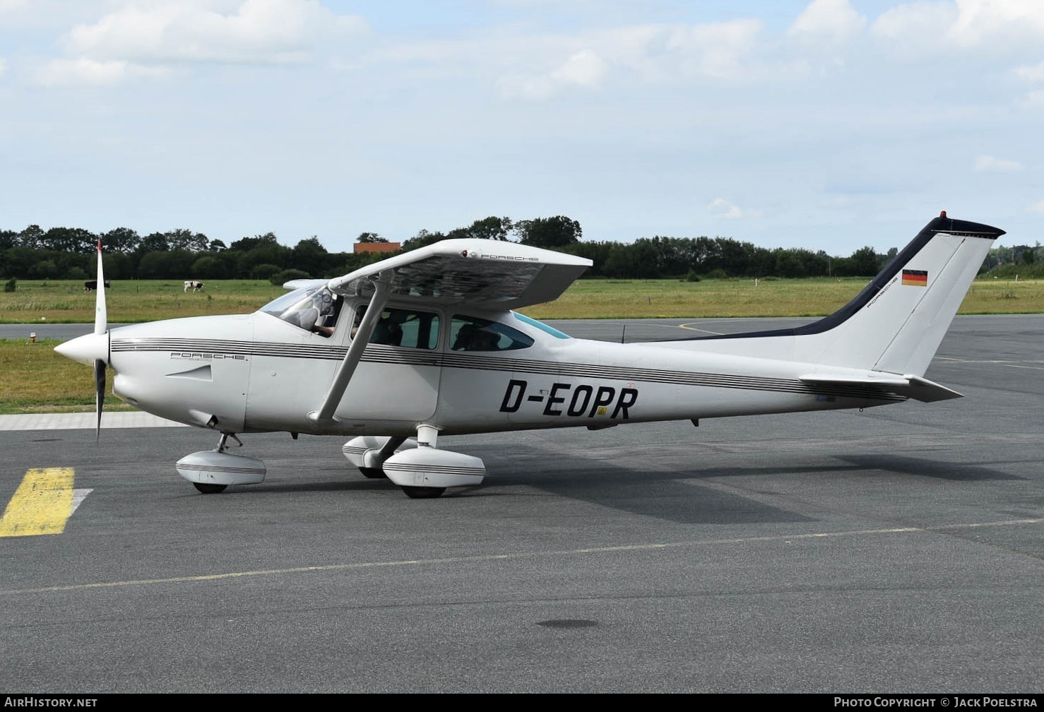 Aircraft Photo of D-EOPR | Cessna 182Q Skylane | AirHistory.net #776717