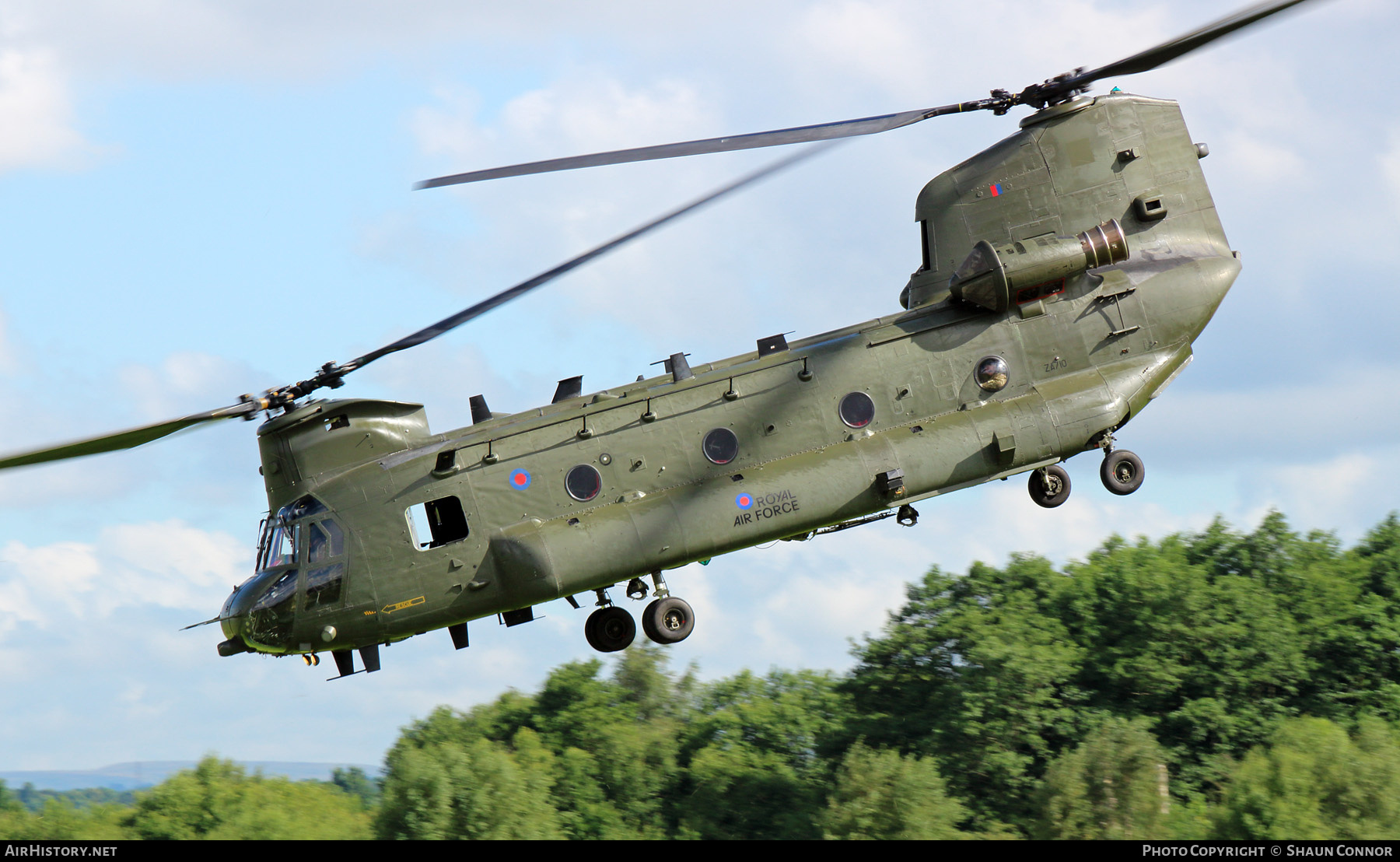 Aircraft Photo of ZA710 | Boeing Chinook HC4 (352) | UK - Air Force | AirHistory.net #776723