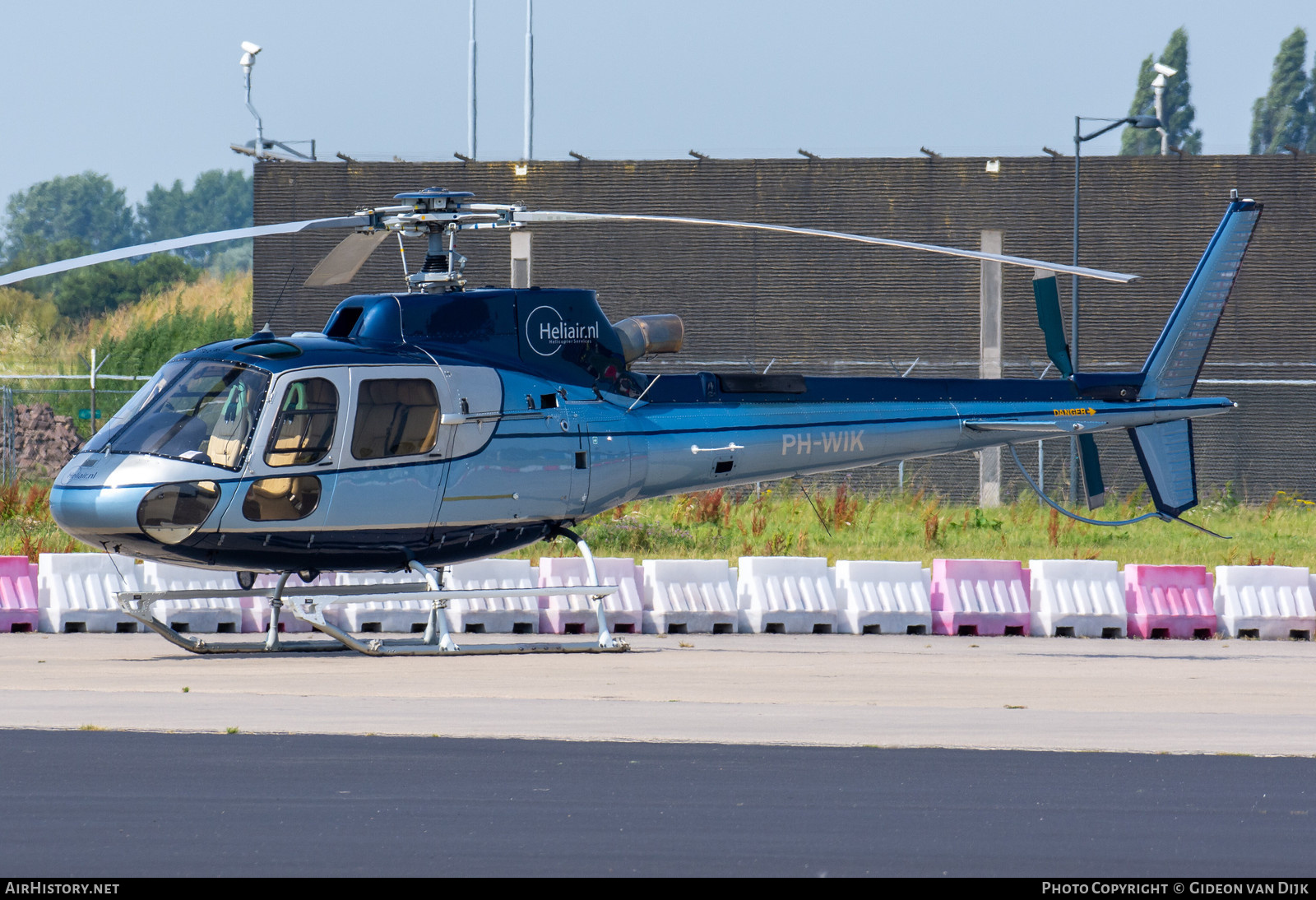 Aircraft Photo of PH-WIK | Aerospatiale AS-350B-3 Ecureuil | HeliAir Helicopter Services | AirHistory.net #776735