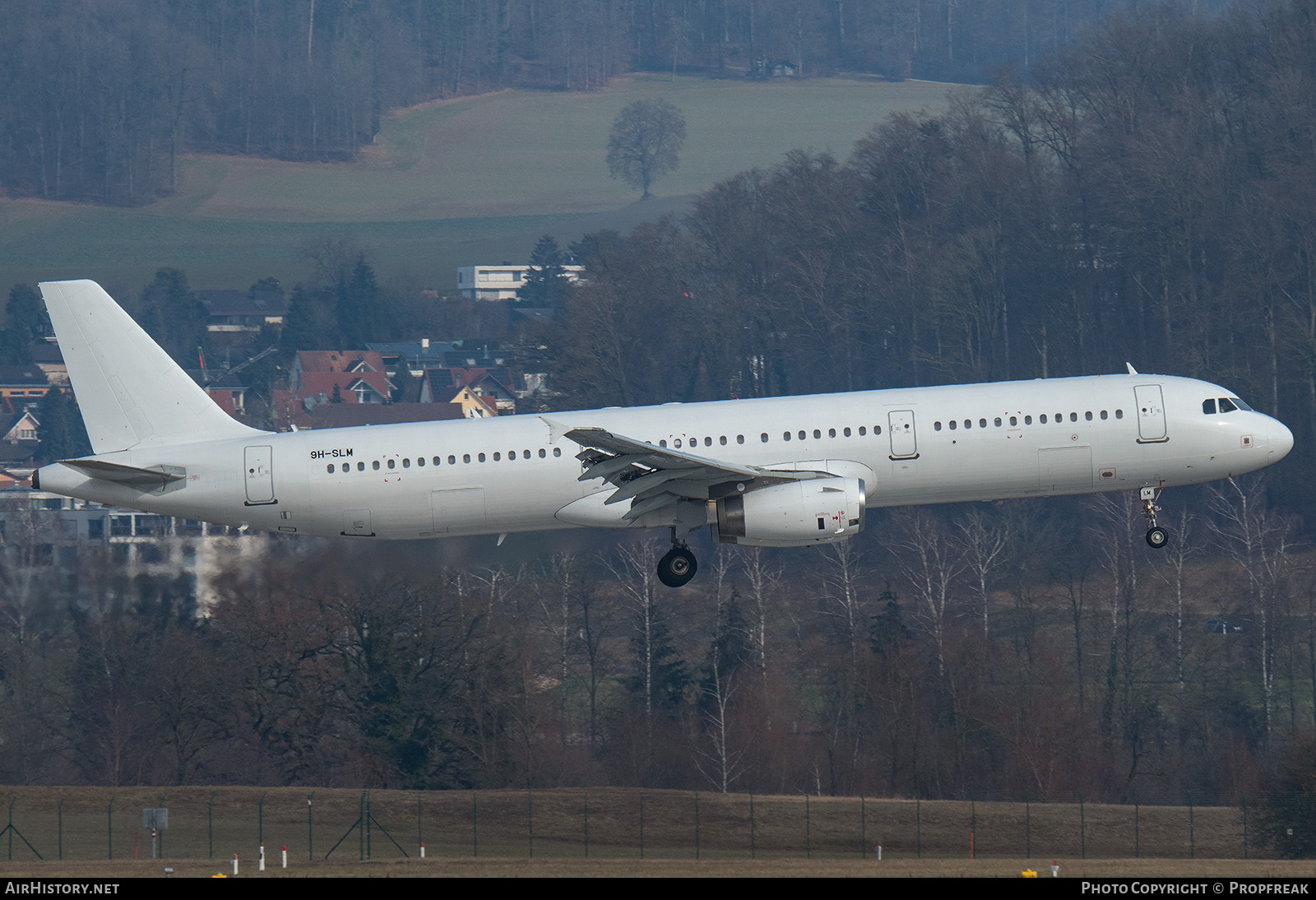 Aircraft Photo of 9H-SLM | Airbus A321-231 | AirHistory.net #776797