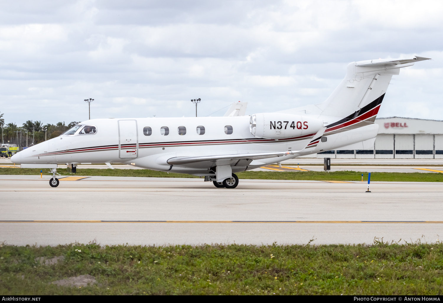 Aircraft Photo of N374QS | Embraer EMB-505 Phenom 300 | AirHistory.net #776840