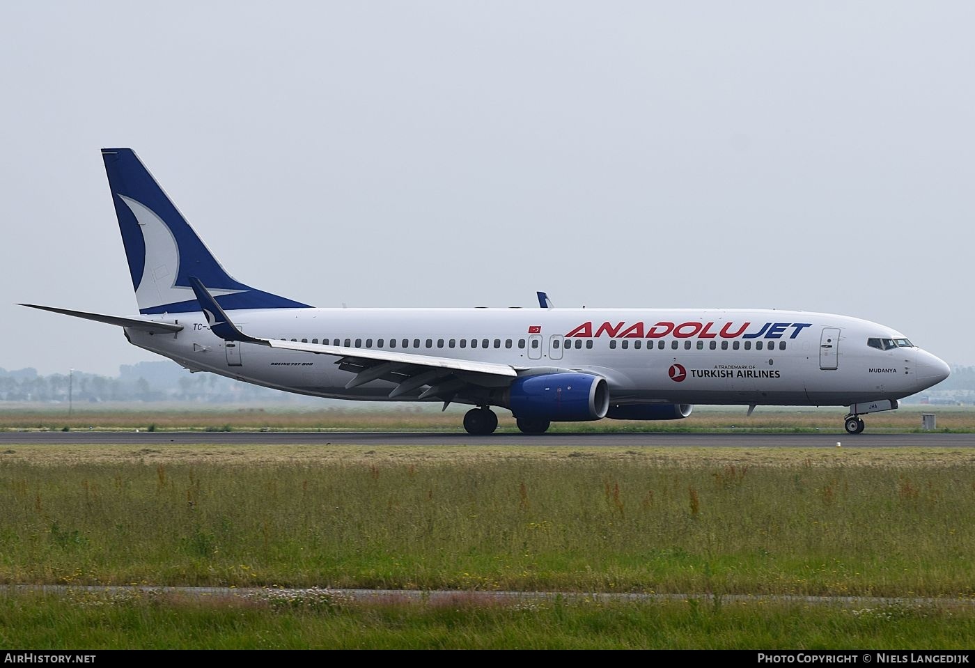 Aircraft Photo of TC-JHA | Boeing 737-8F2 | AnadoluJet | AirHistory.net #776845