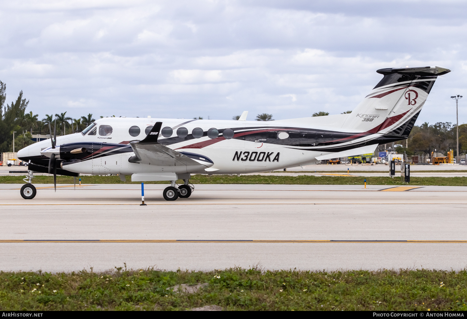 Aircraft Photo of N300KA | Beech Super King Air 300 | AirHistory.net #776848