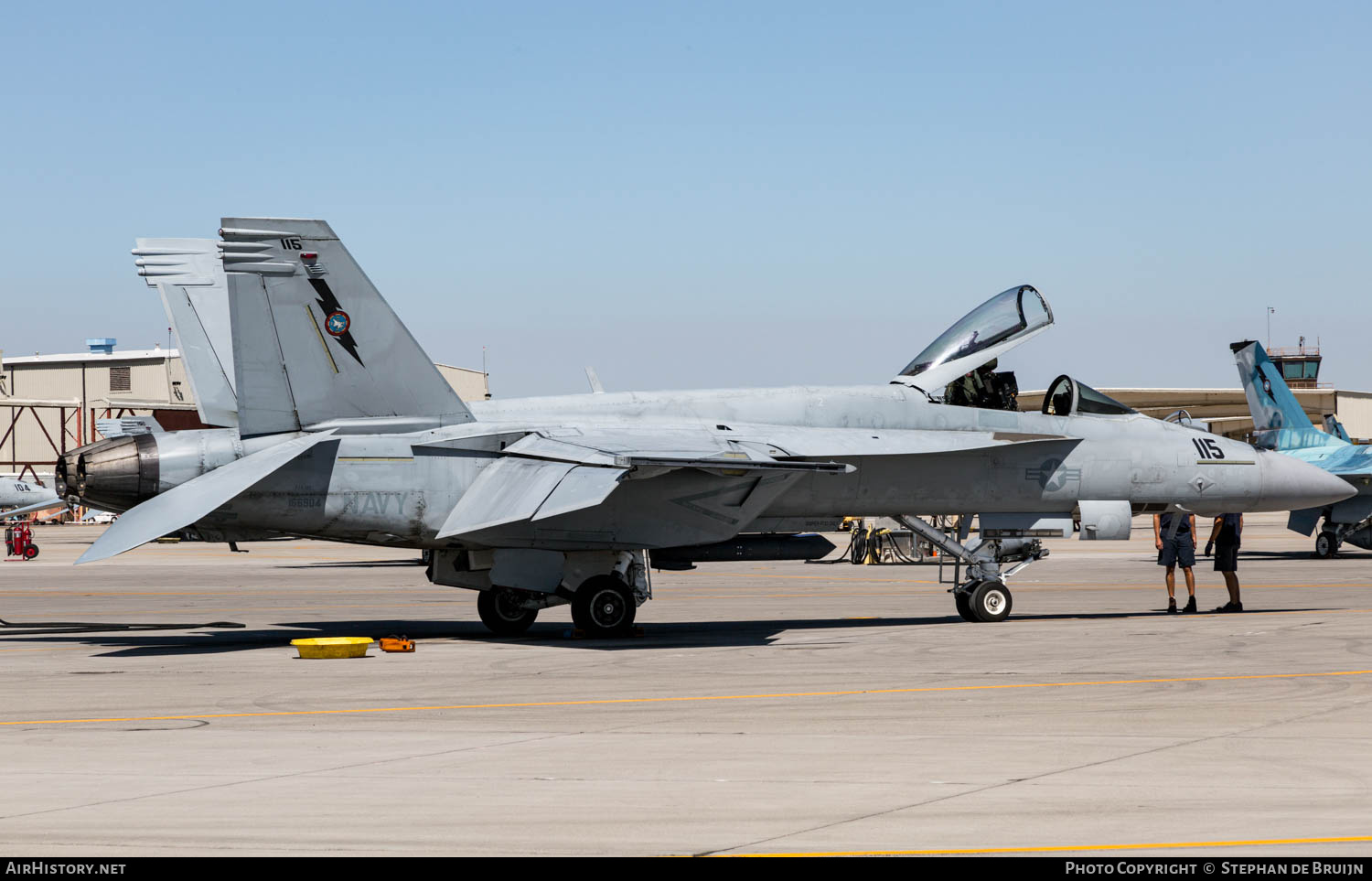 Aircraft Photo of 166904 | Boeing F/A-18E Super Hornet | USA - Navy | AirHistory.net #776856