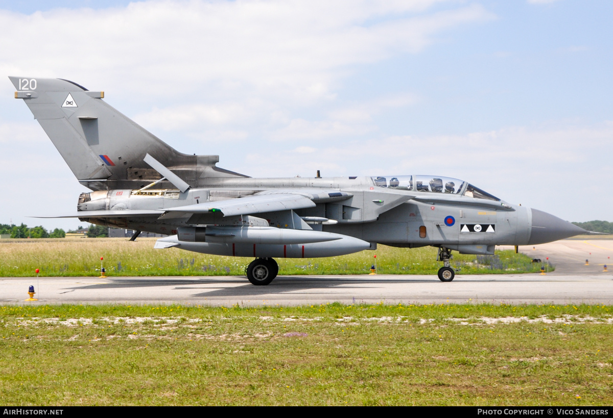 Aircraft Photo of ZG709 | Panavia Tornado GR4A | UK - Air Force | AirHistory.net #777032