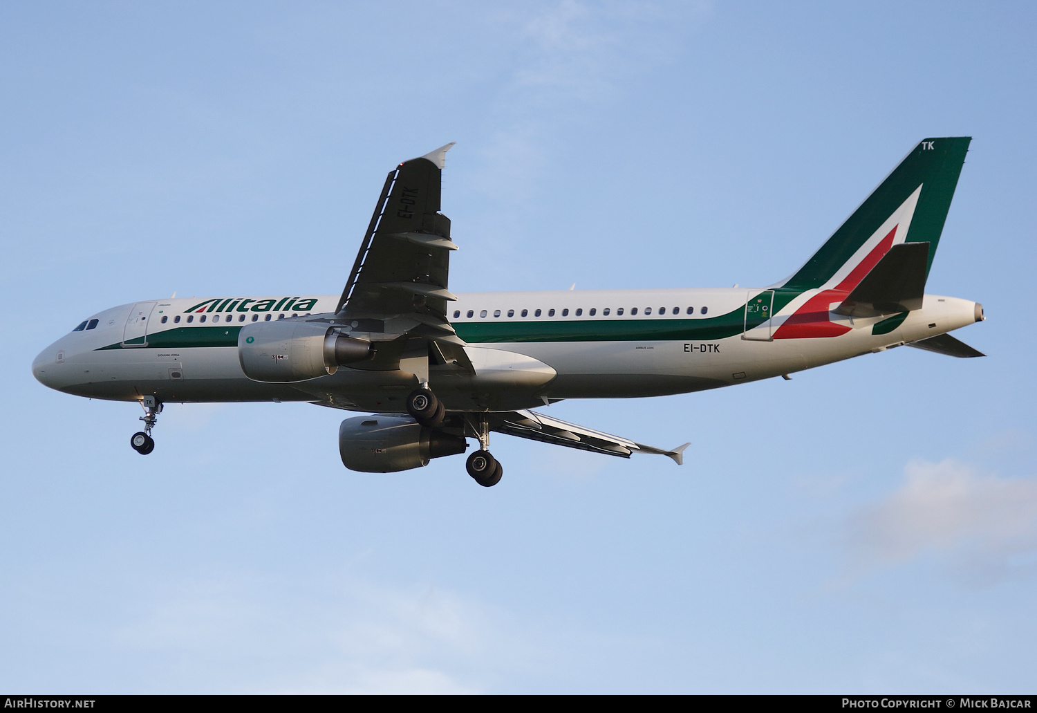 Aircraft Photo of EI-DTK | Airbus A320-216 | Alitalia | AirHistory.net #777079