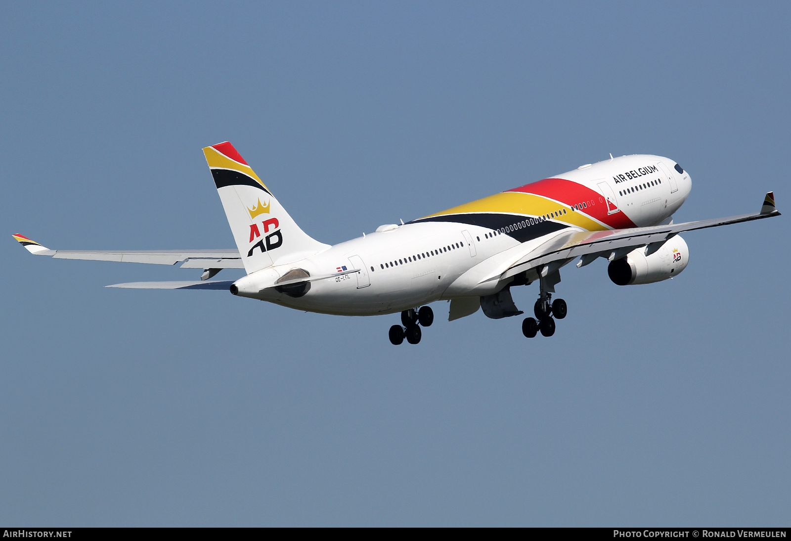 Aircraft Photo of OE-LCL | Airbus A330-243 | Air Belgium | AirHistory.net #777131