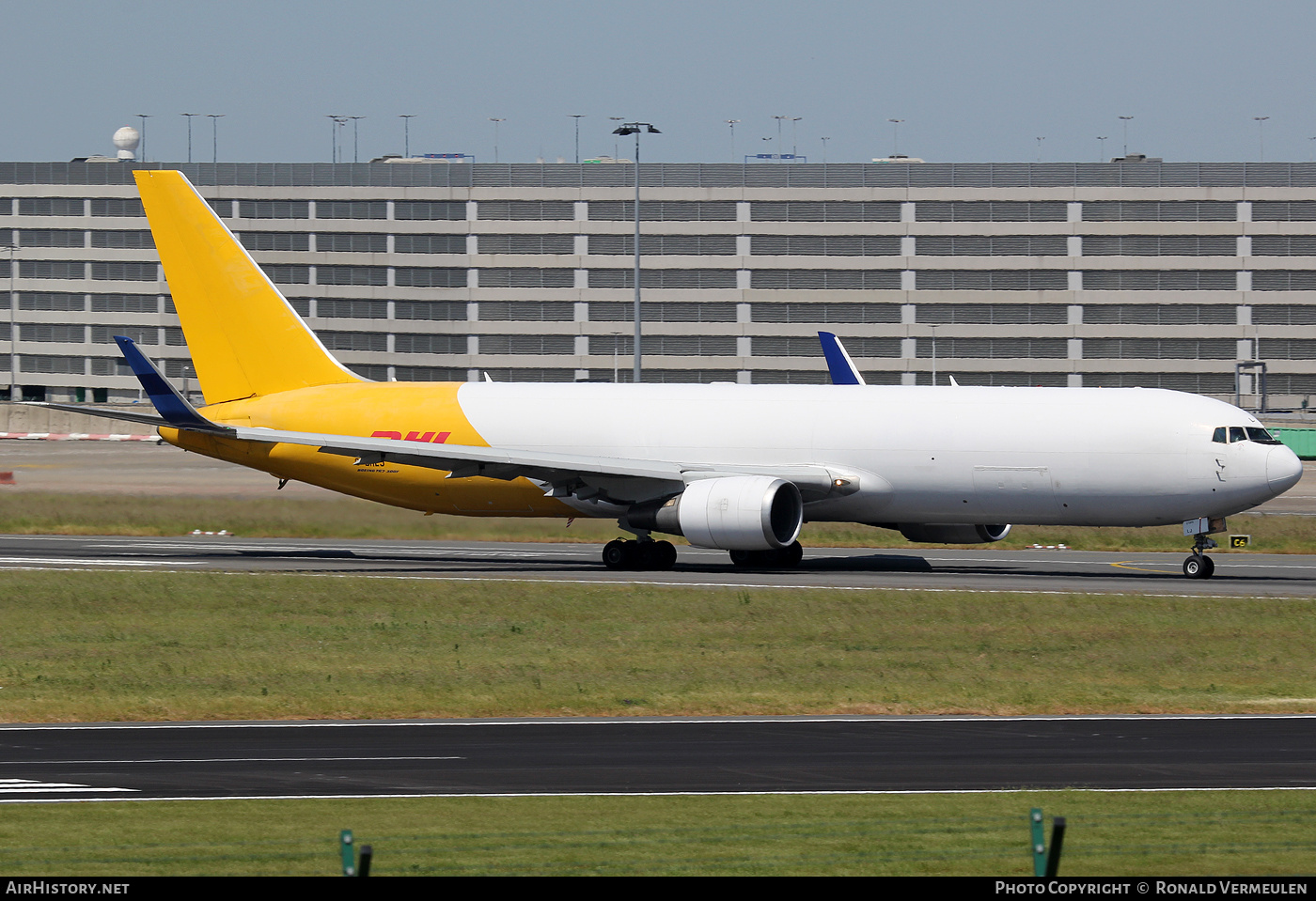 Aircraft Photo of G-DHLJ | Boeing 767-300F | DHL International | AirHistory.net #777148