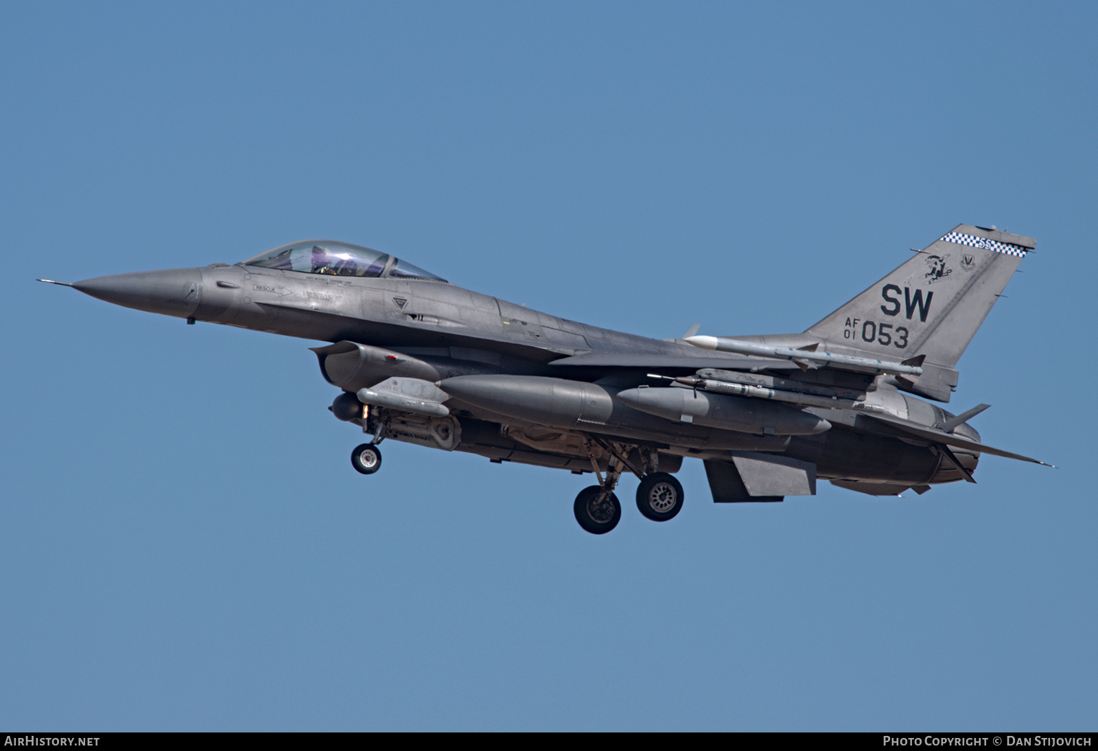 Aircraft Photo of 01-7053 / AF01-053 | Lockheed Martin F-16CJ Fighting Falcon | USA - Air Force | AirHistory.net #777150