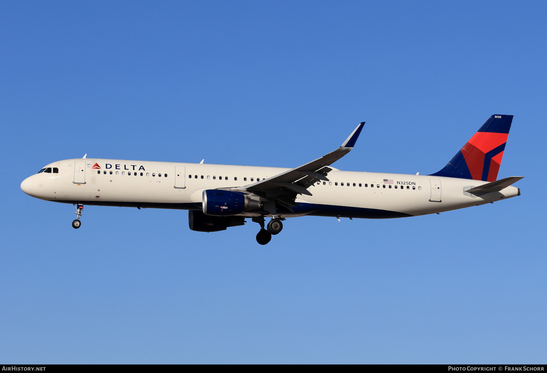 Aircraft Photo of N325DN | Airbus A321-211 | Delta Air Lines | AirHistory.net #777369