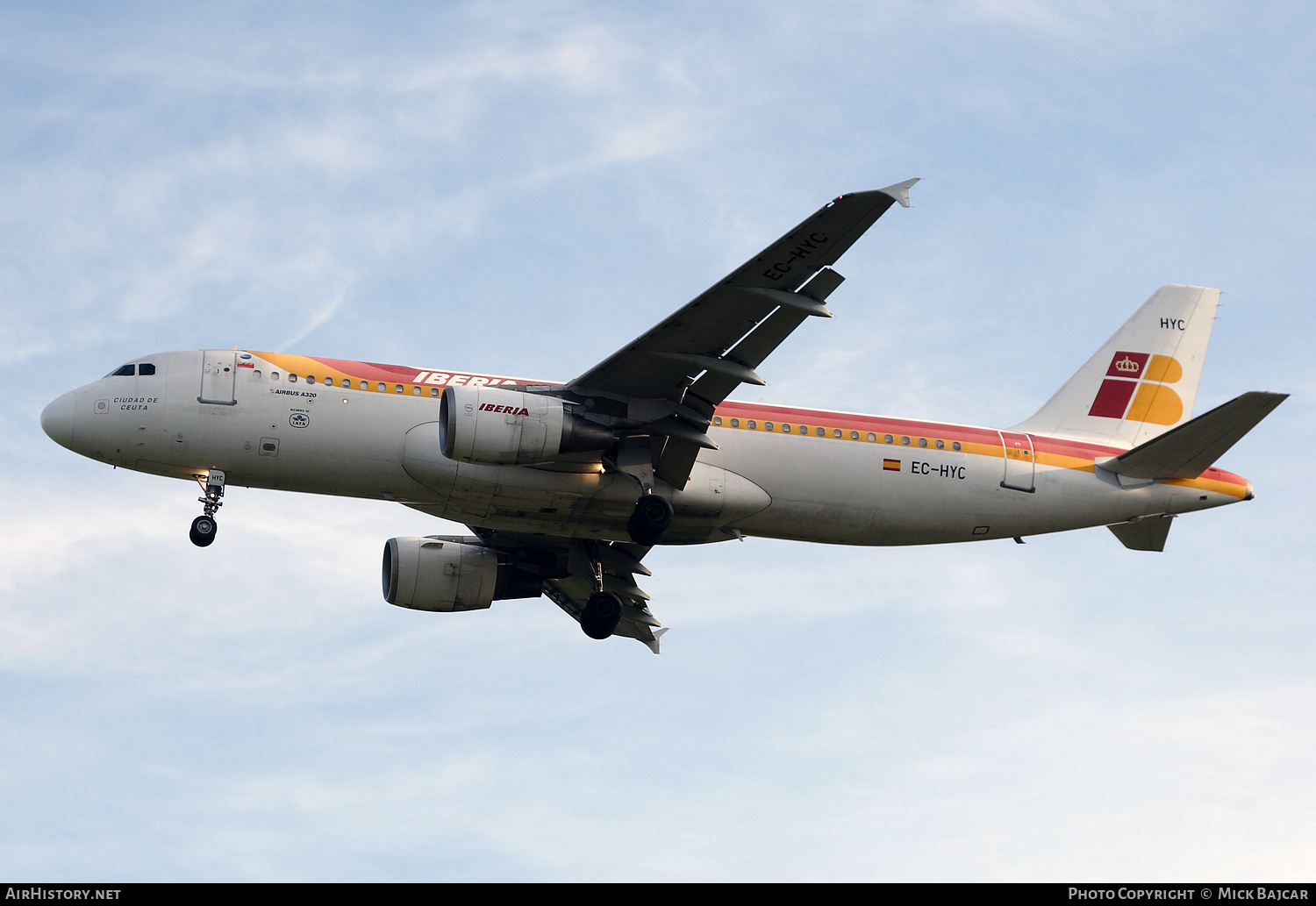 Aircraft Photo of EC-HYC | Airbus A320-214 | Iberia | AirHistory.net #777421