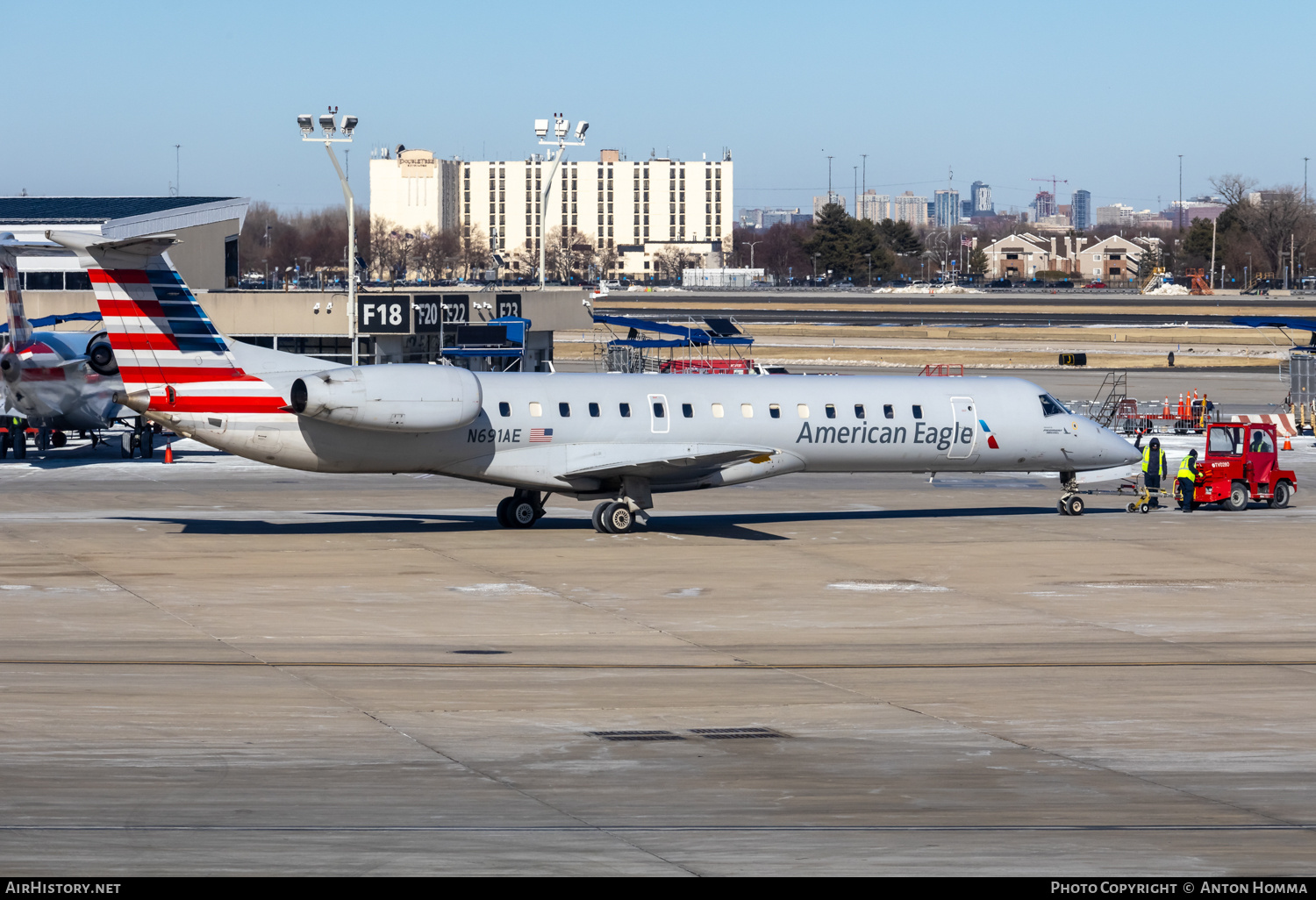 Aircraft Photo of N691AE | Embraer ERJ-145LR (EMB-145LR) | American Eagle | AirHistory.net #777598
