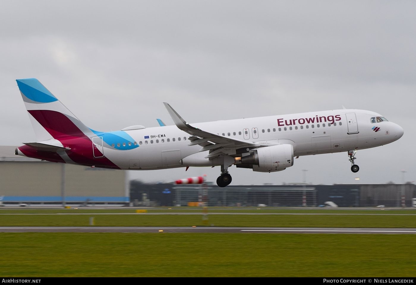 Aircraft Photo of 9H-EWA | Airbus A320-214 | Eurowings | AirHistory.net #777609