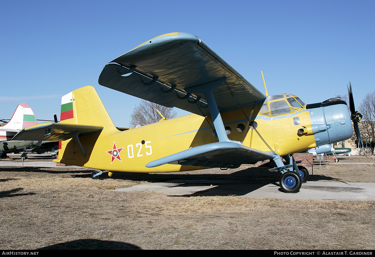 Aircraft Photo of 025 | Antonov An-2M | Bulgaria - Air Force | AirHistory.net #777634