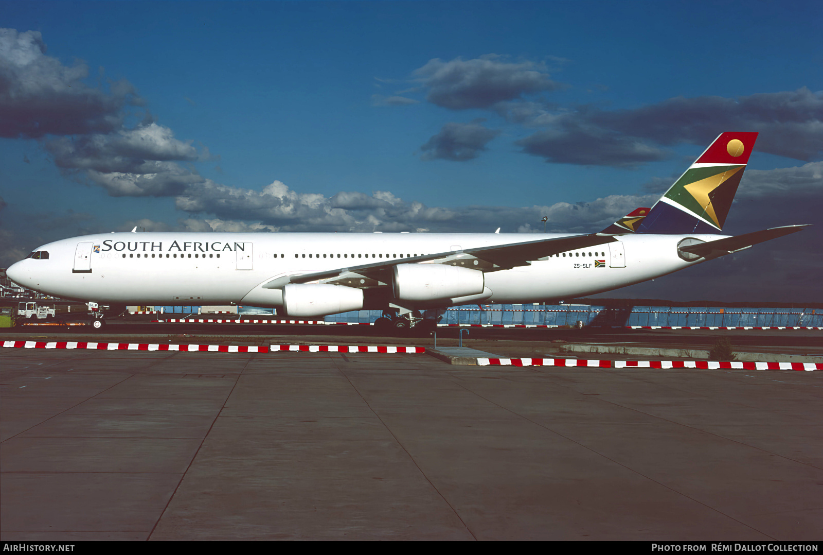 Aircraft Photo of ZS-SLF | Airbus A340-211 | South African Airways | AirHistory.net #777693