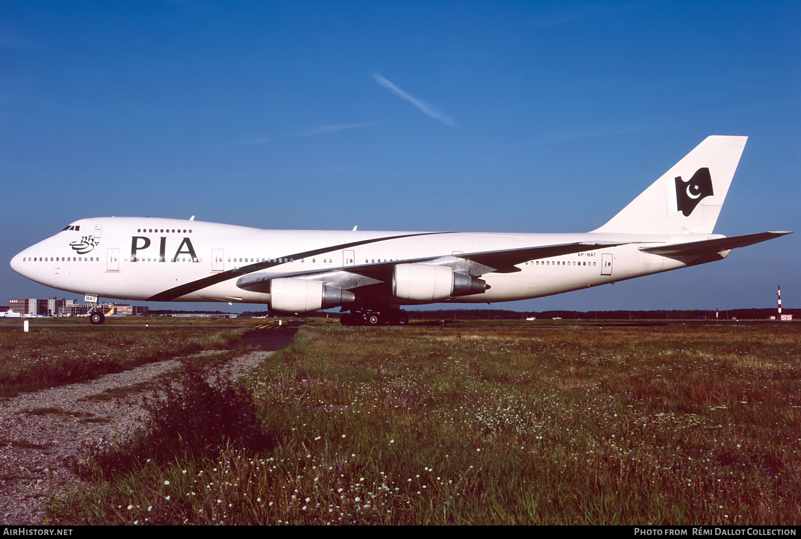 Aircraft Photo of AP-BAT | Boeing 747-240BM | Pakistan International Airlines - PIA | AirHistory.net #777701
