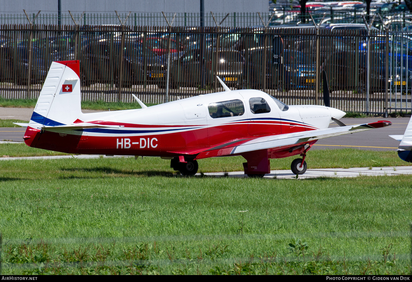 Aircraft Photo of HB-DIC | Mooney M-20J 201 | AirHistory.net #777739