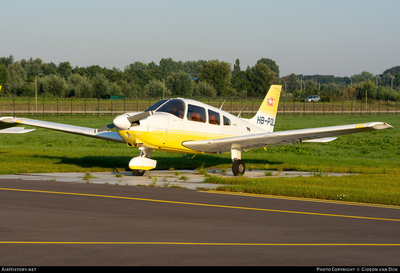 Aircraft Photo of HB-PQL | Piper PA-28-181 Archer II | AirHistory.net #777762